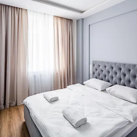 Royal Premier * Leopoli